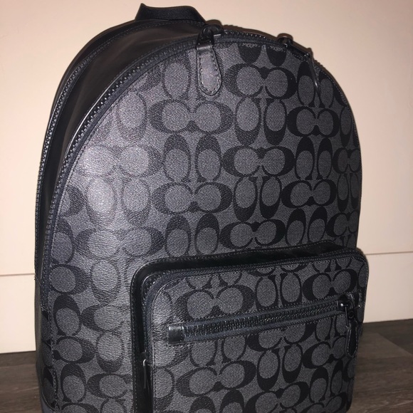 DESIGNER BACKPACK!! - Picture 6 of 8